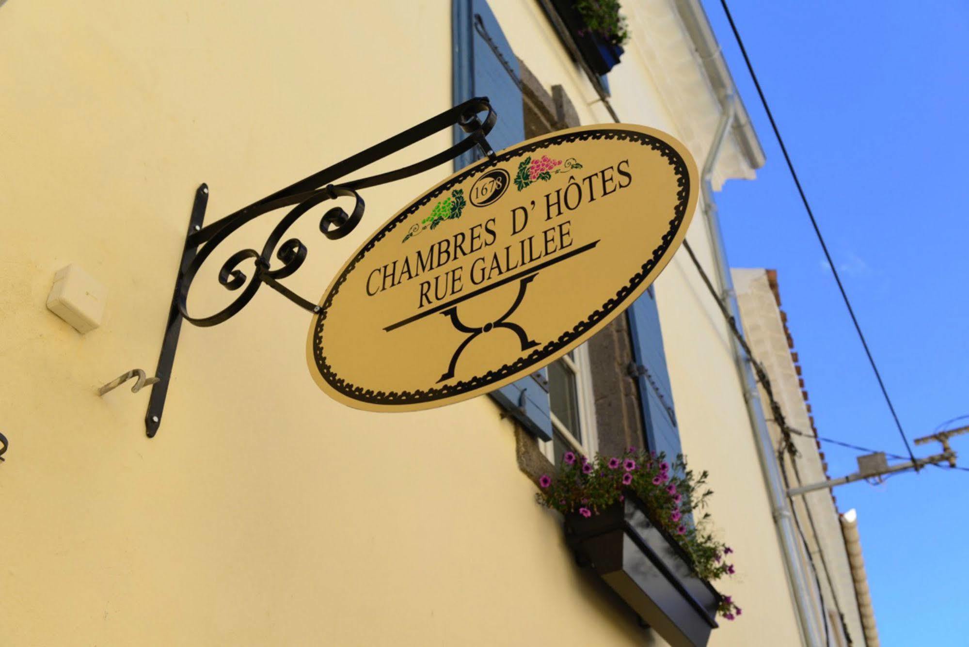 Rue Galilee Bed & Breakfast Марсилан Екстериор снимка