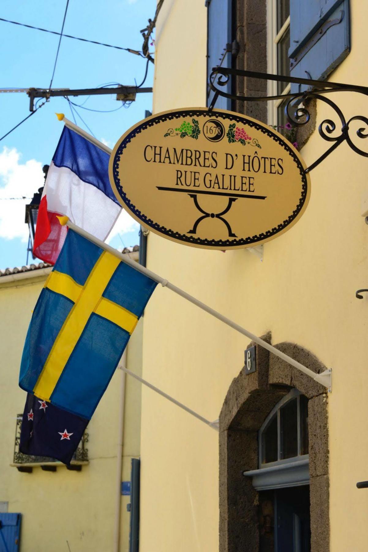 Rue Galilee Bed & Breakfast Марсилан Екстериор снимка