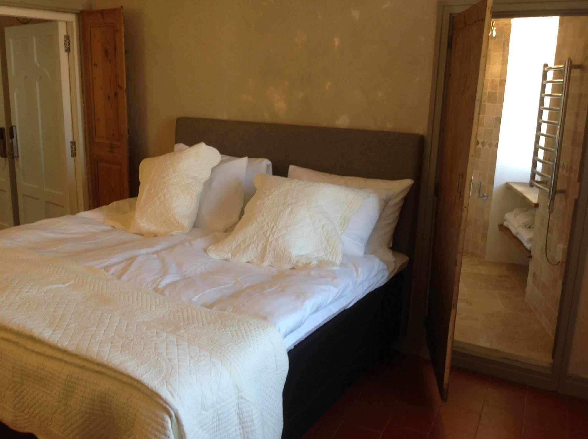 Rue Galilee Bed & Breakfast Марсилан Екстериор снимка