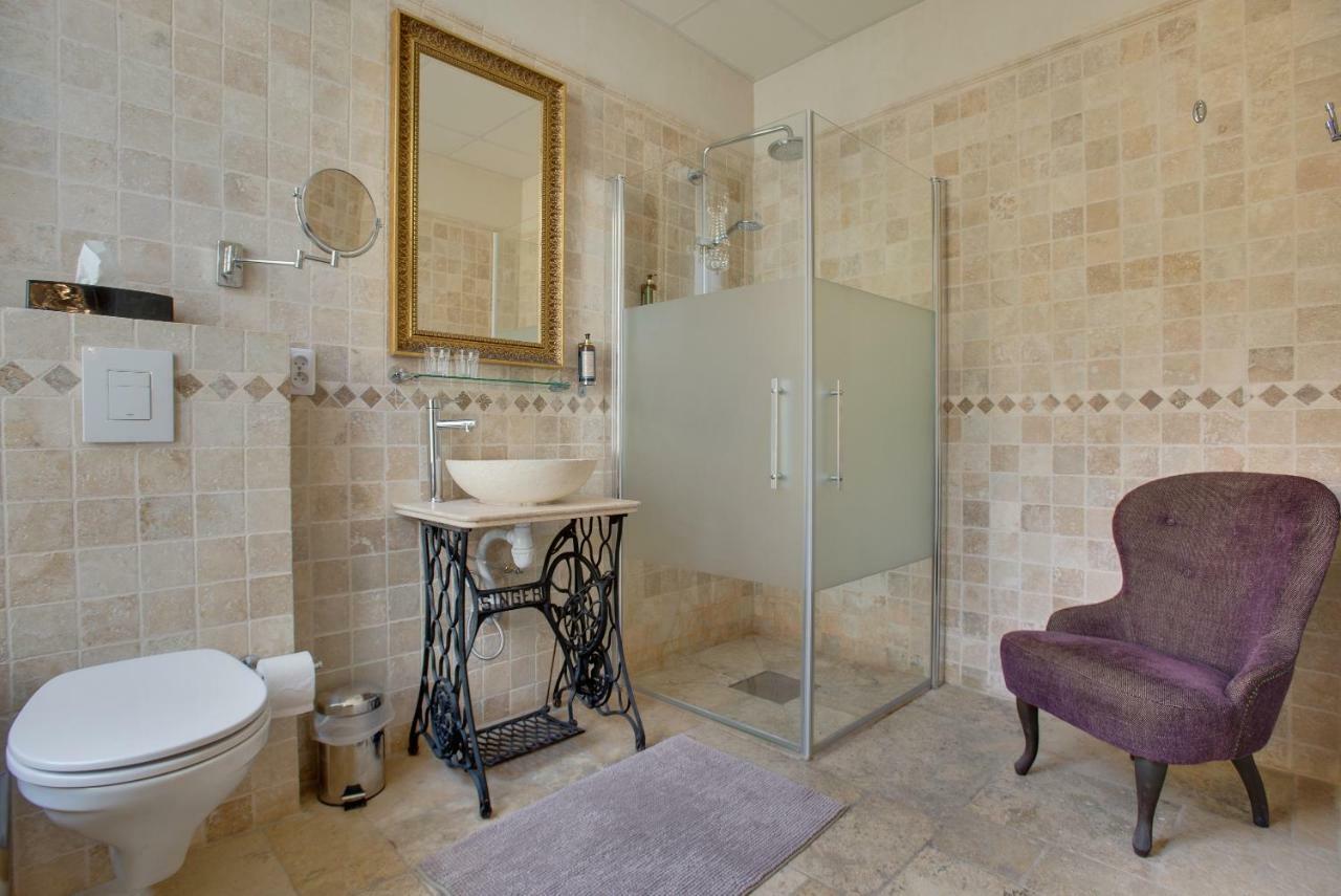 Rue Galilee Bed & Breakfast Марсилан Екстериор снимка